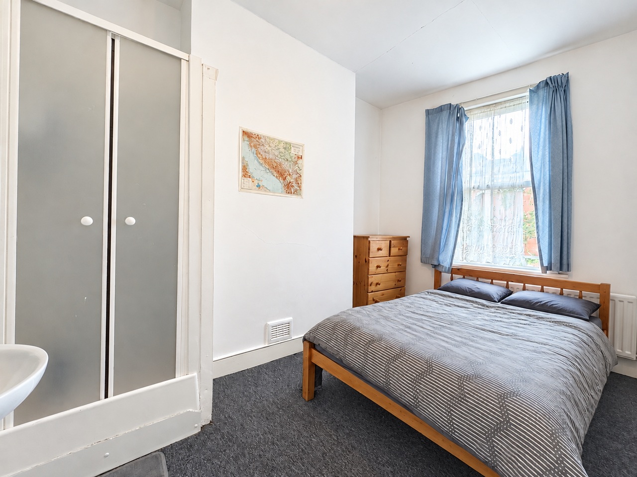 2 Bed Flat, Crayford Road, N7 photo 2