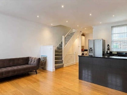 4 Bed Terraced House, Queens Grove, NW8