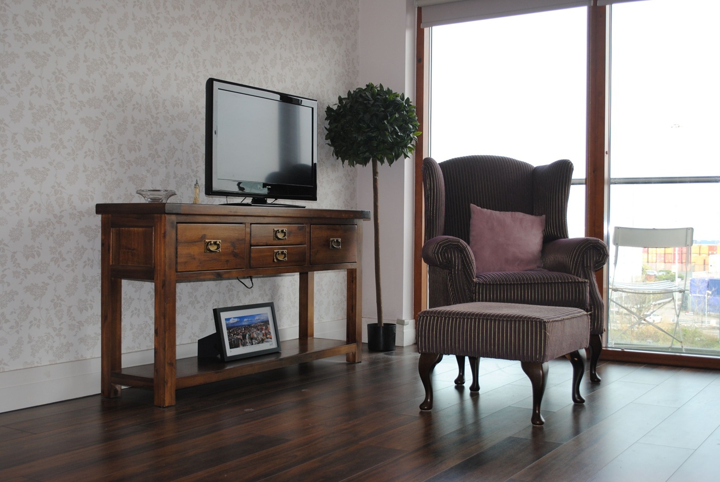 1 Bed Flat, Princes Dock Street, BT1