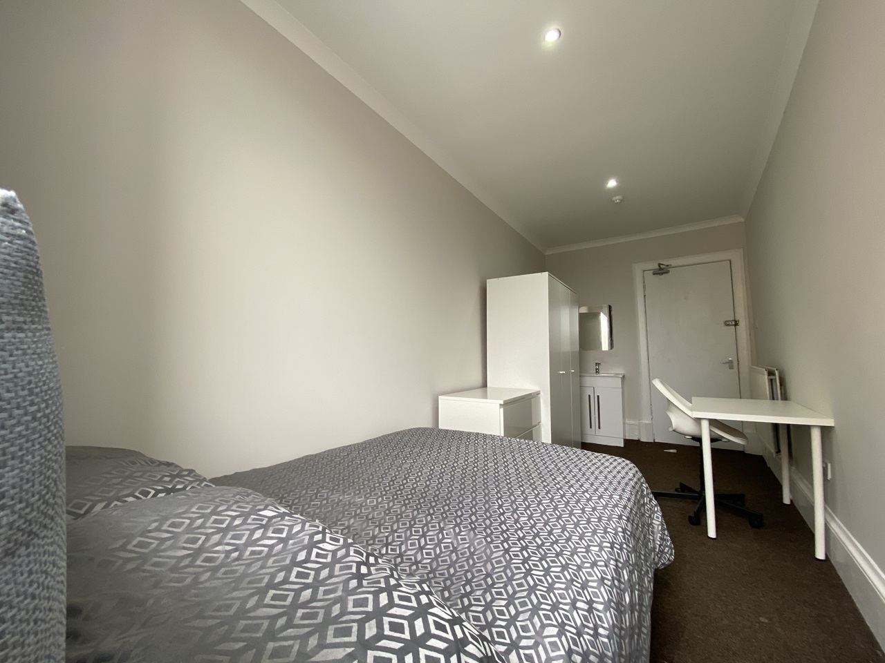9 Bed Flat, Cecil Street Hmo, G12 photo 2