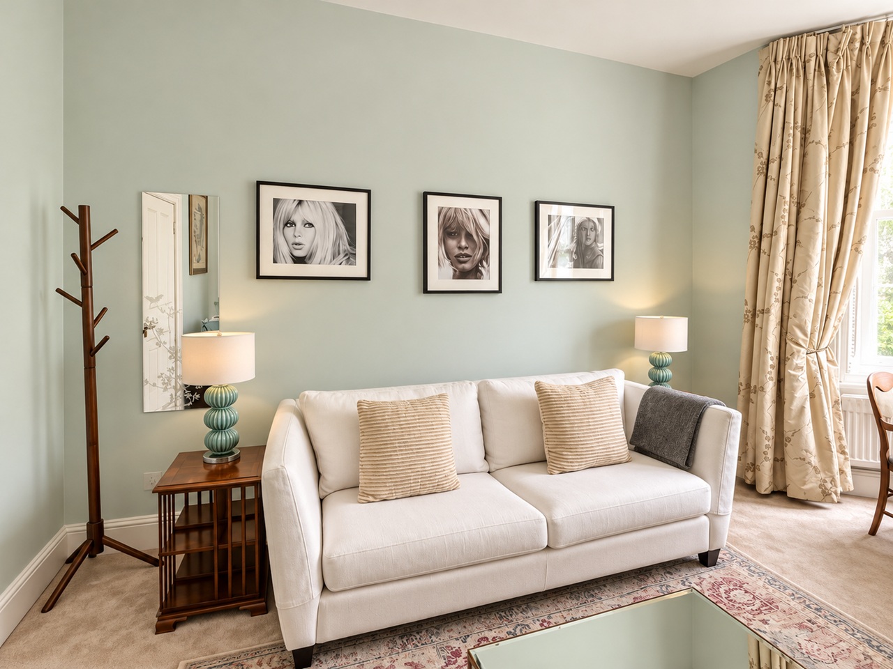 1 Bed Flat, Chelsea, SW10 photo 2