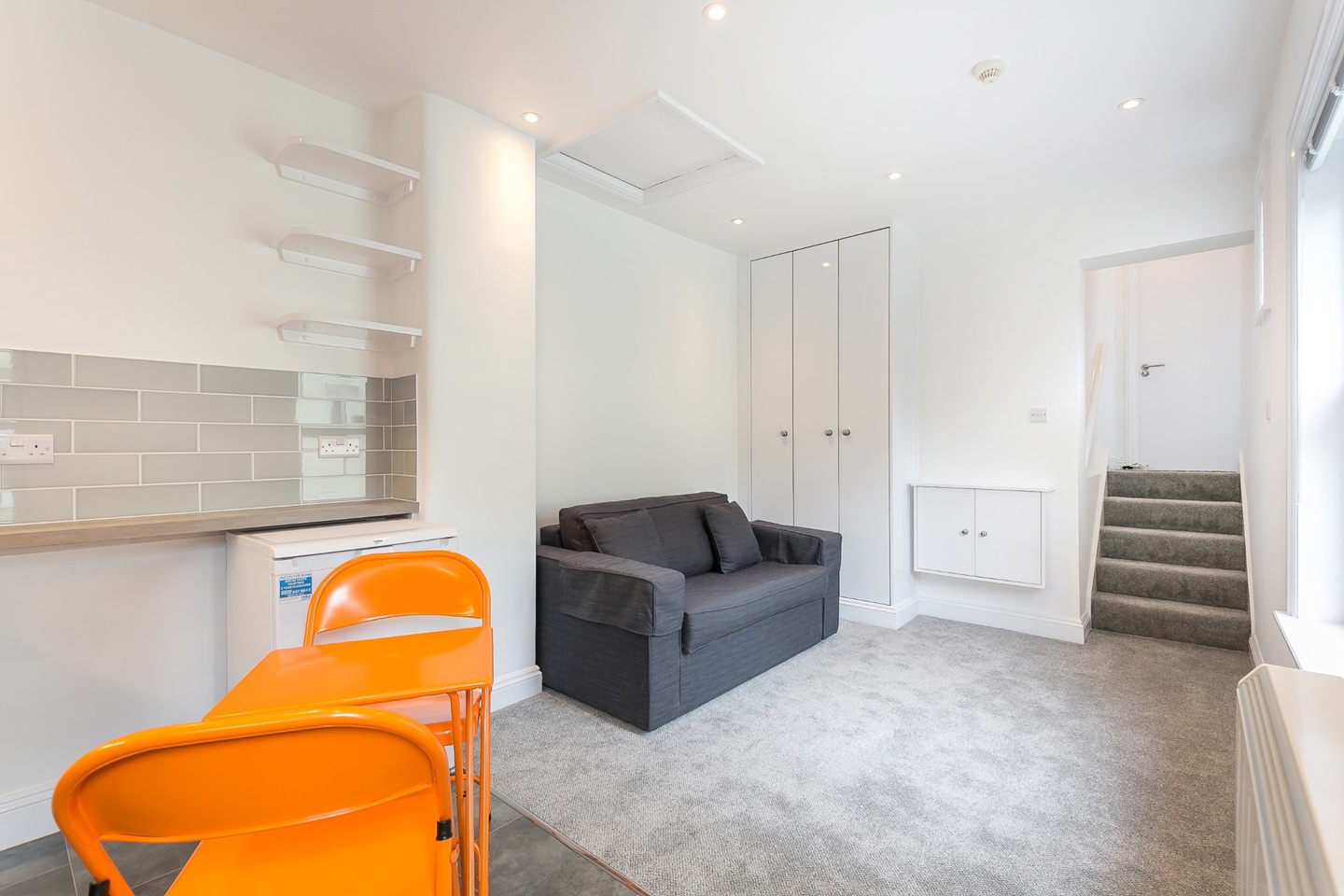 London - Studio Flat, Mill Lane, NW6 - To Rent Now for £1,400.00 p/m