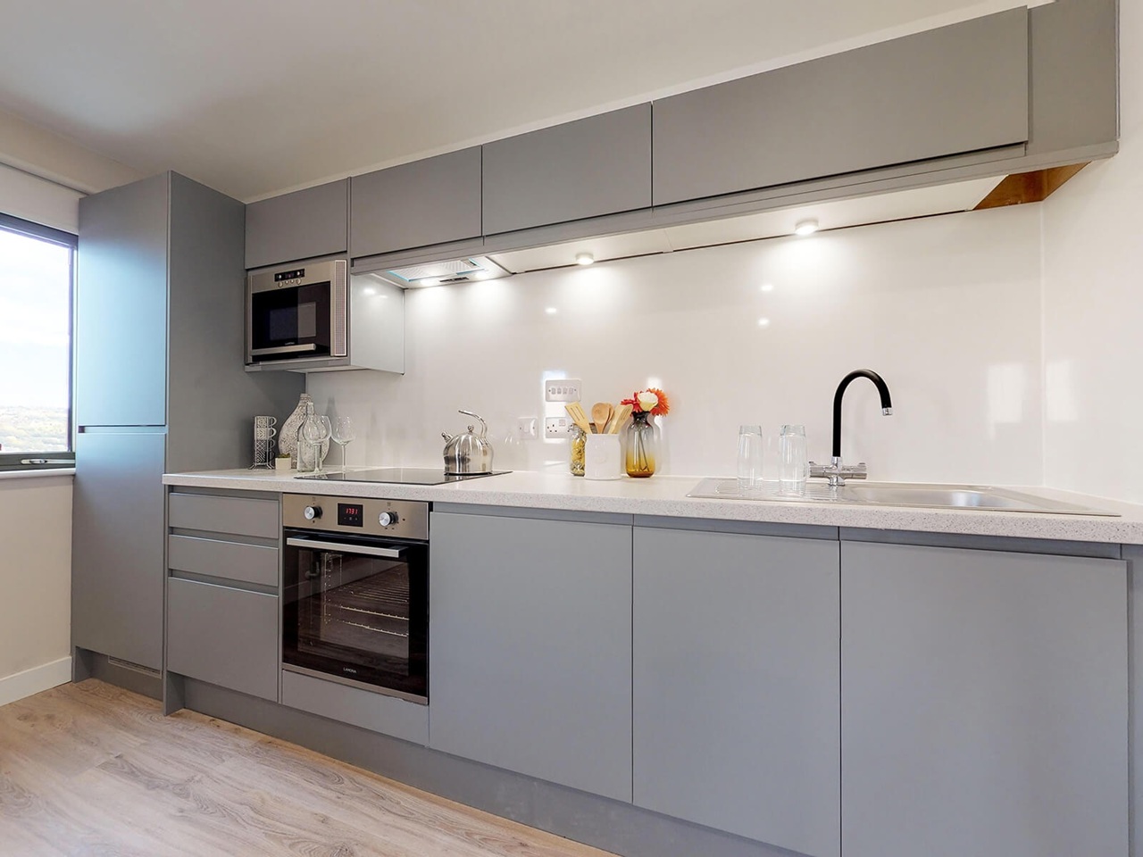 2 Bed Flat, Apollo Residence, S1 photo 5