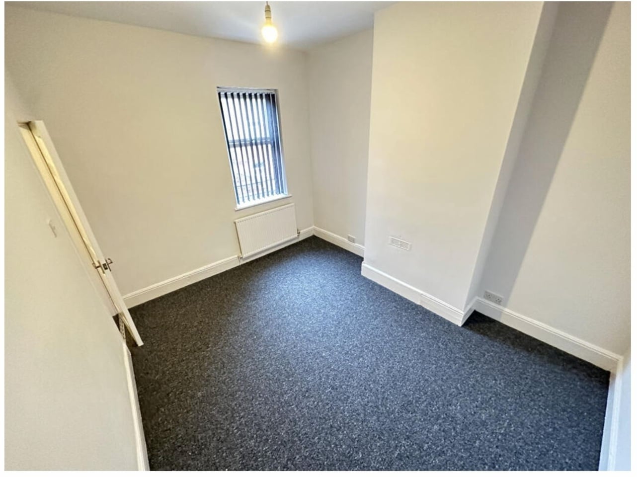 Room in a Shared House, Rosebery St, M14 photo 5