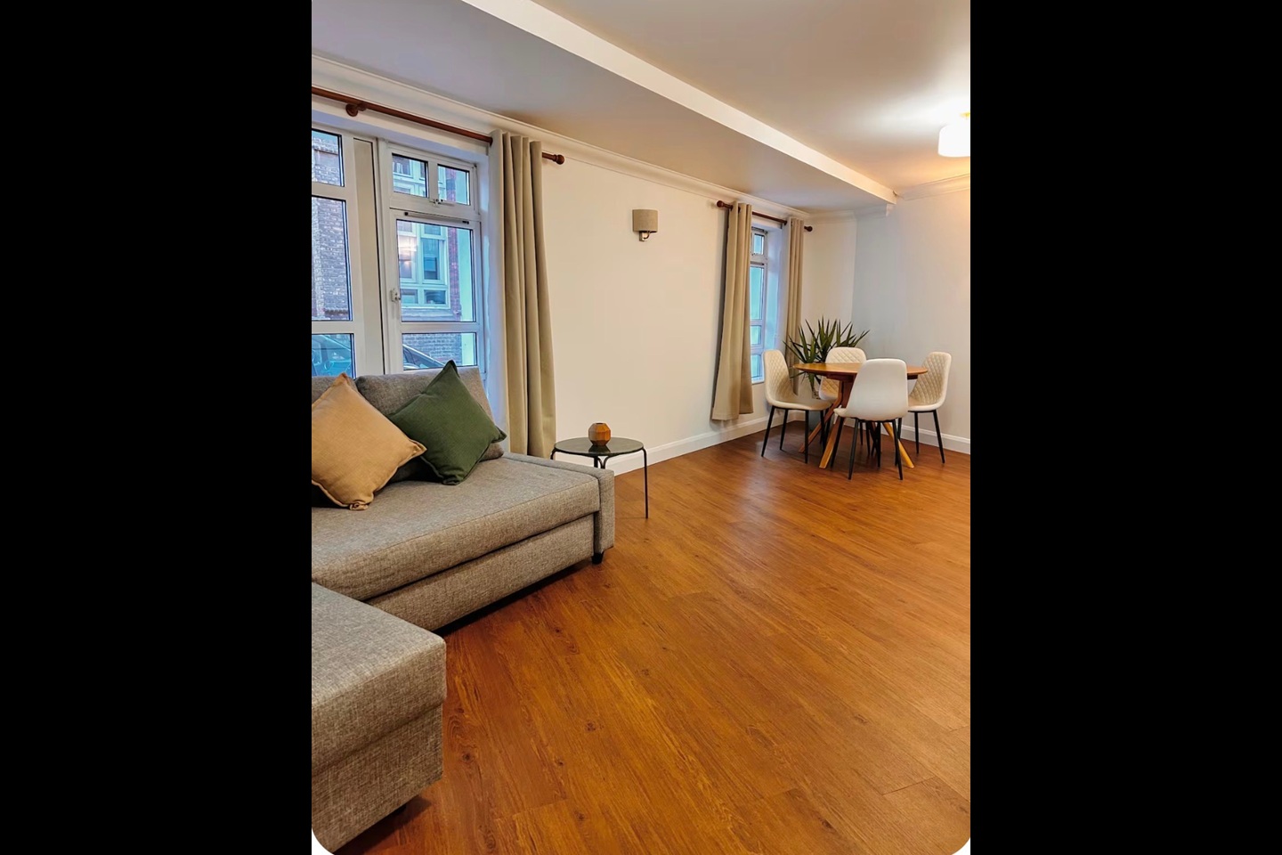 1 Bed Flat, Westminster, SW1P photo 3