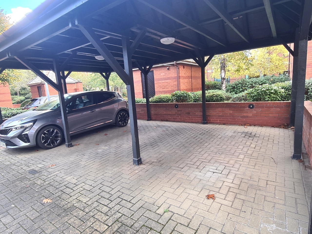 2 Bed Flat, St Lawrence Quay, M50 photo 4