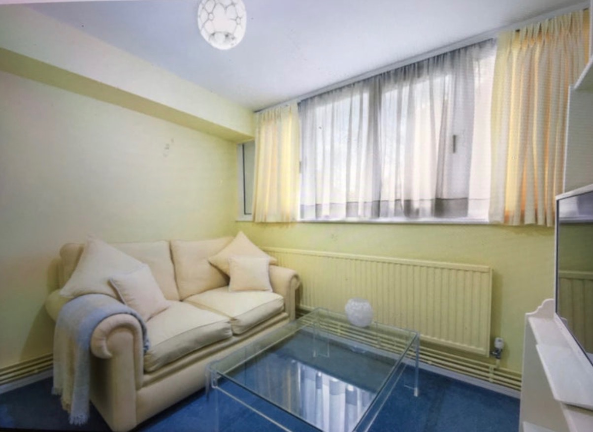 1 Bed Flat, Finborough Road, SW10
