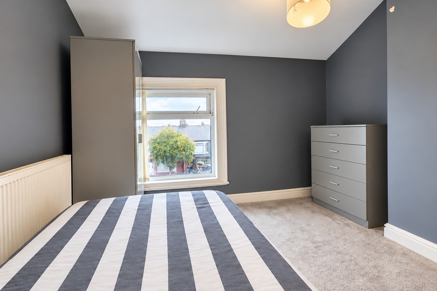 2 Bed Flat, Derby Lane, L13 photo 5