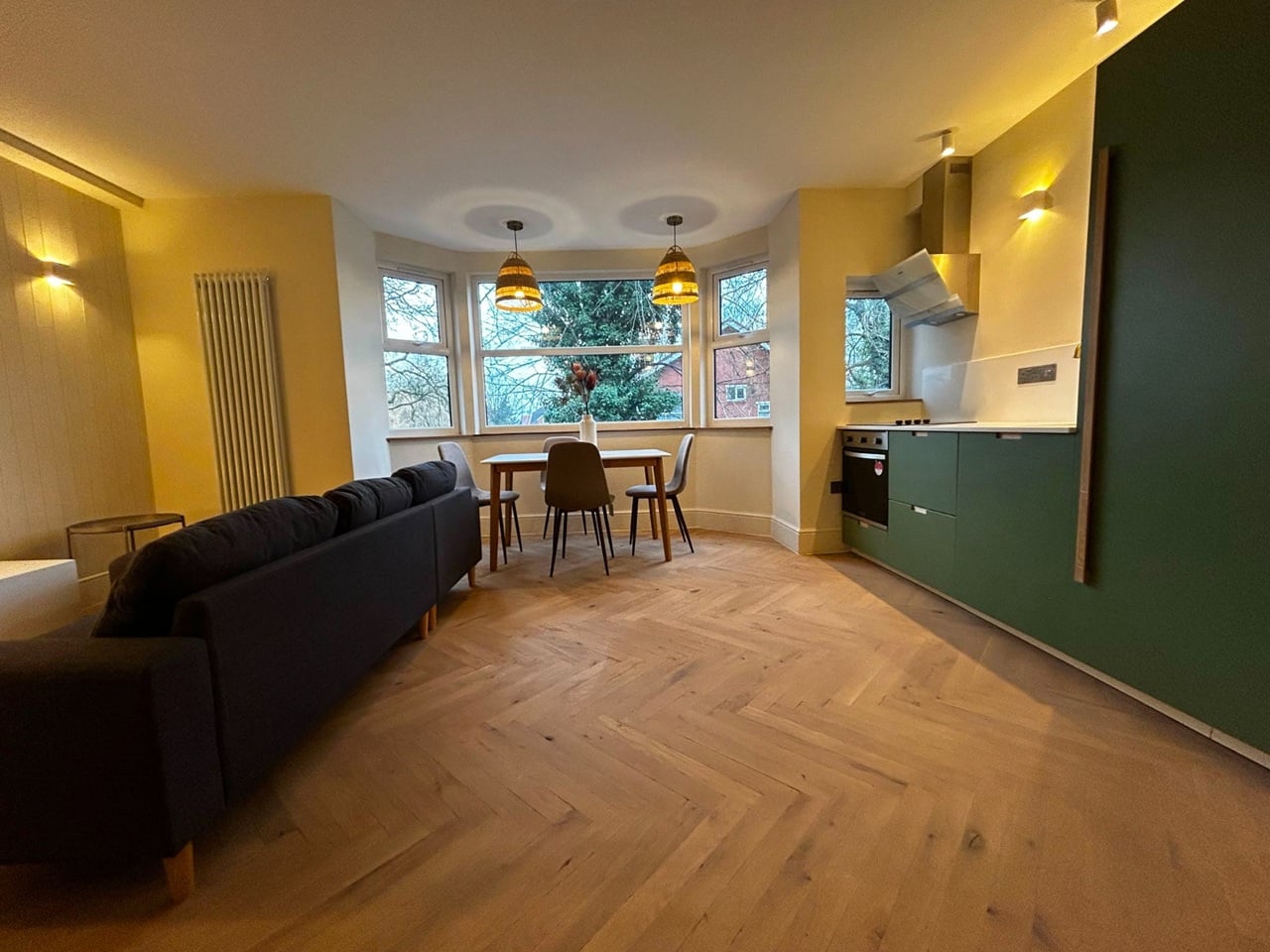 2 Bed Flat, Wilbraham Road, M16 photo 2