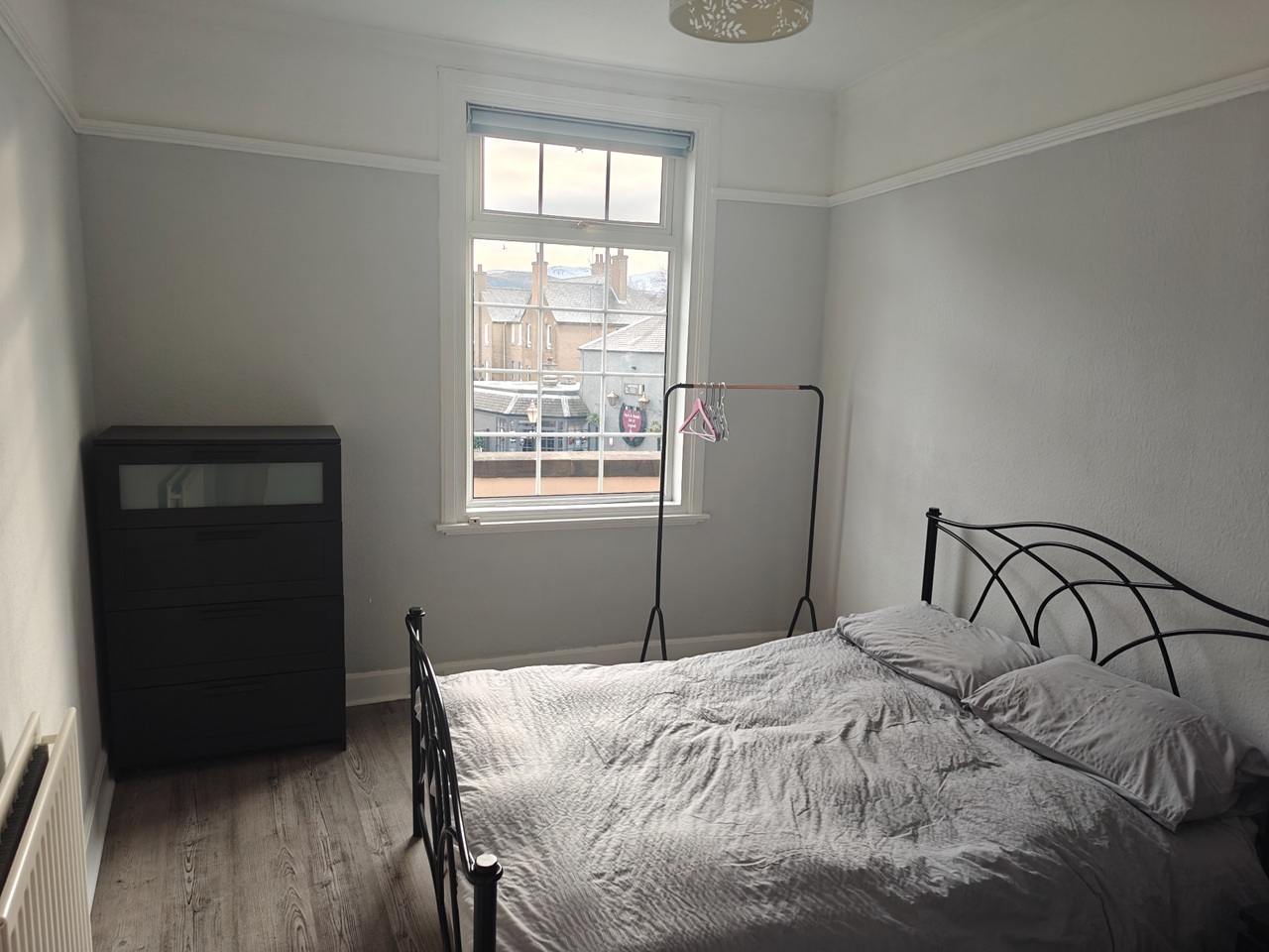 3 Bed Flat, Balgreen Road, EH11