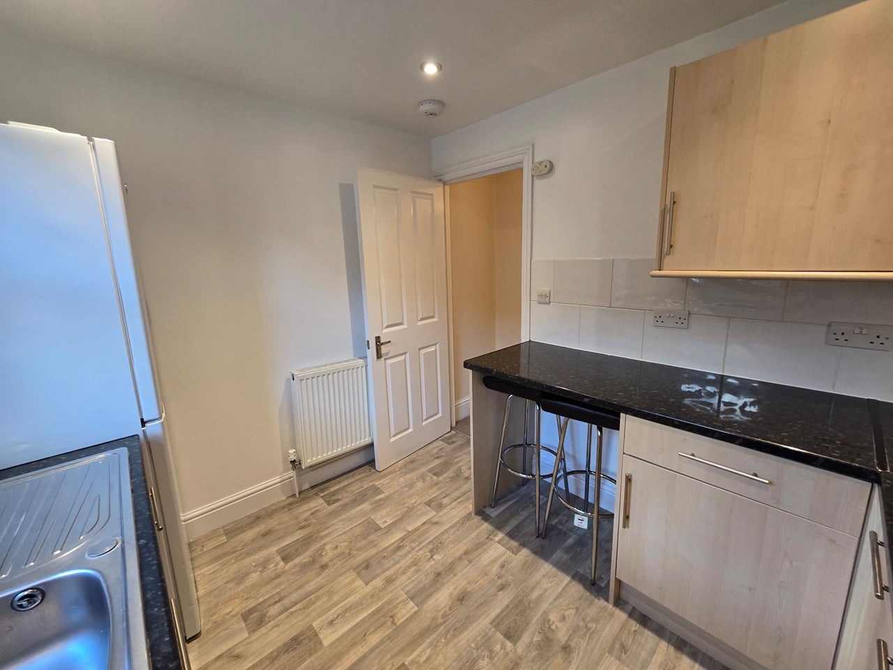 3 Bed Flat, Turquand St, SE17 photo 3