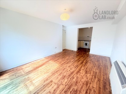 2 bed flat/apartment for rent in 2 Bed Flat, Prebend Way, MK40
