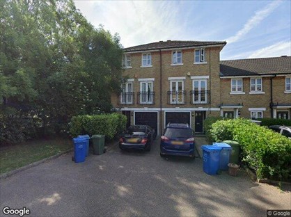3 bed semi-detached house for rent in 3 Bed Semi-Detached House, Ashmore Close, SE15