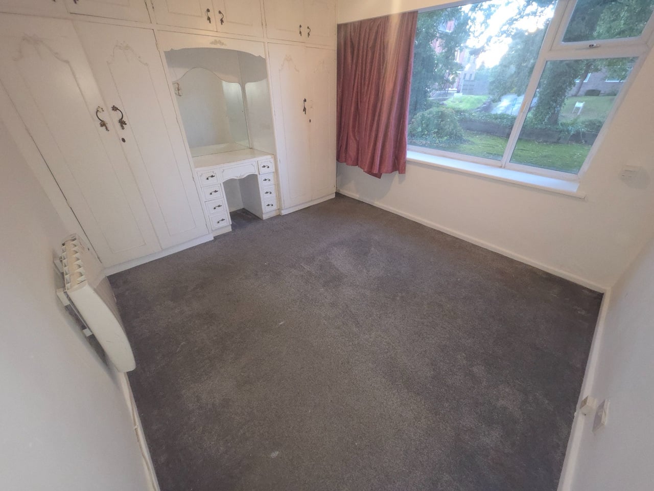 2 Bed Flat, Brookland Court, M8 photo 5