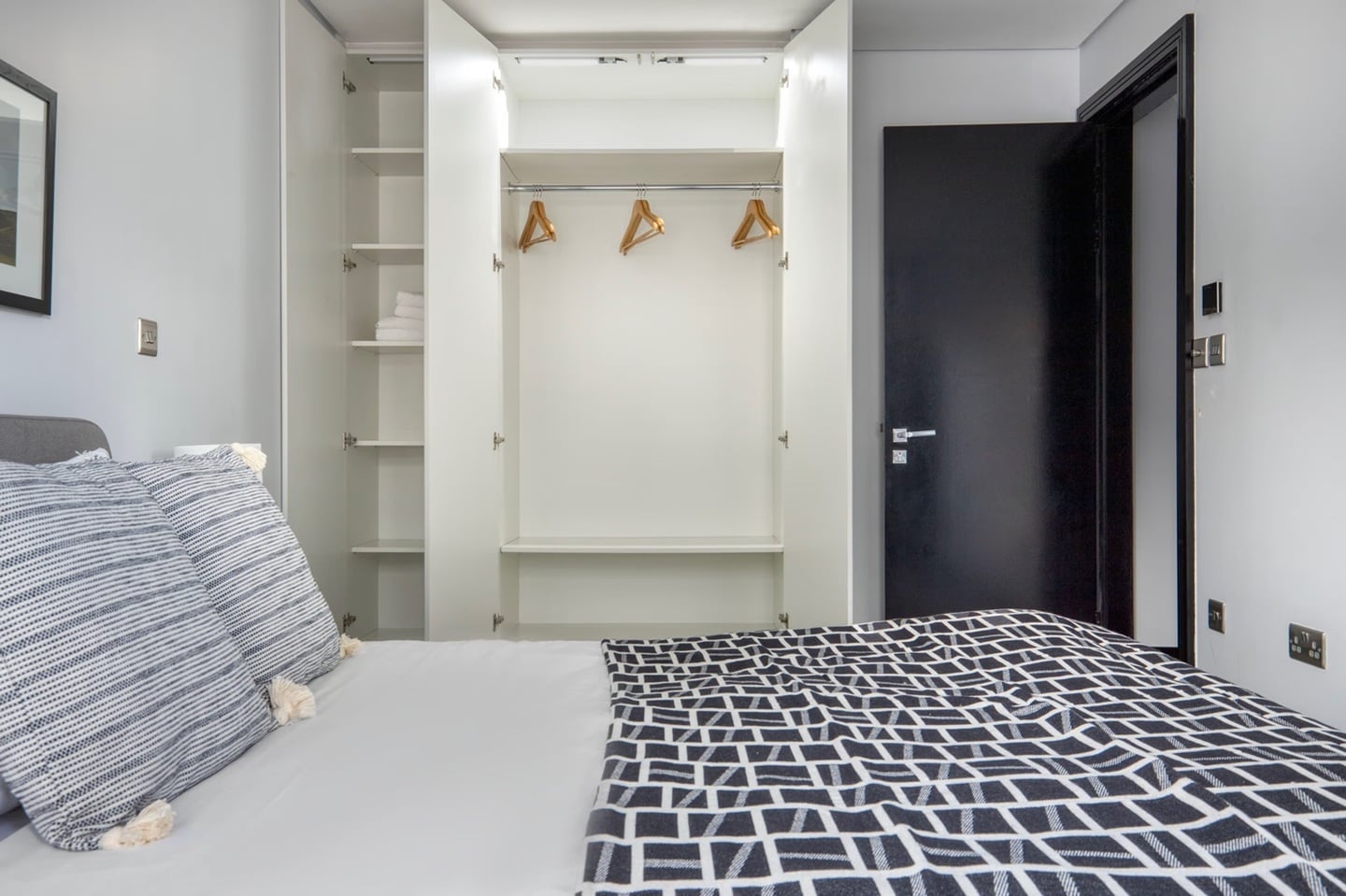 2 Bed Flat, Buckle St, E1 photo 5