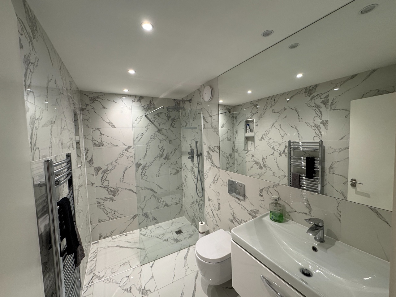 2 Bed Flat, Union Central Building, E2 photo 5