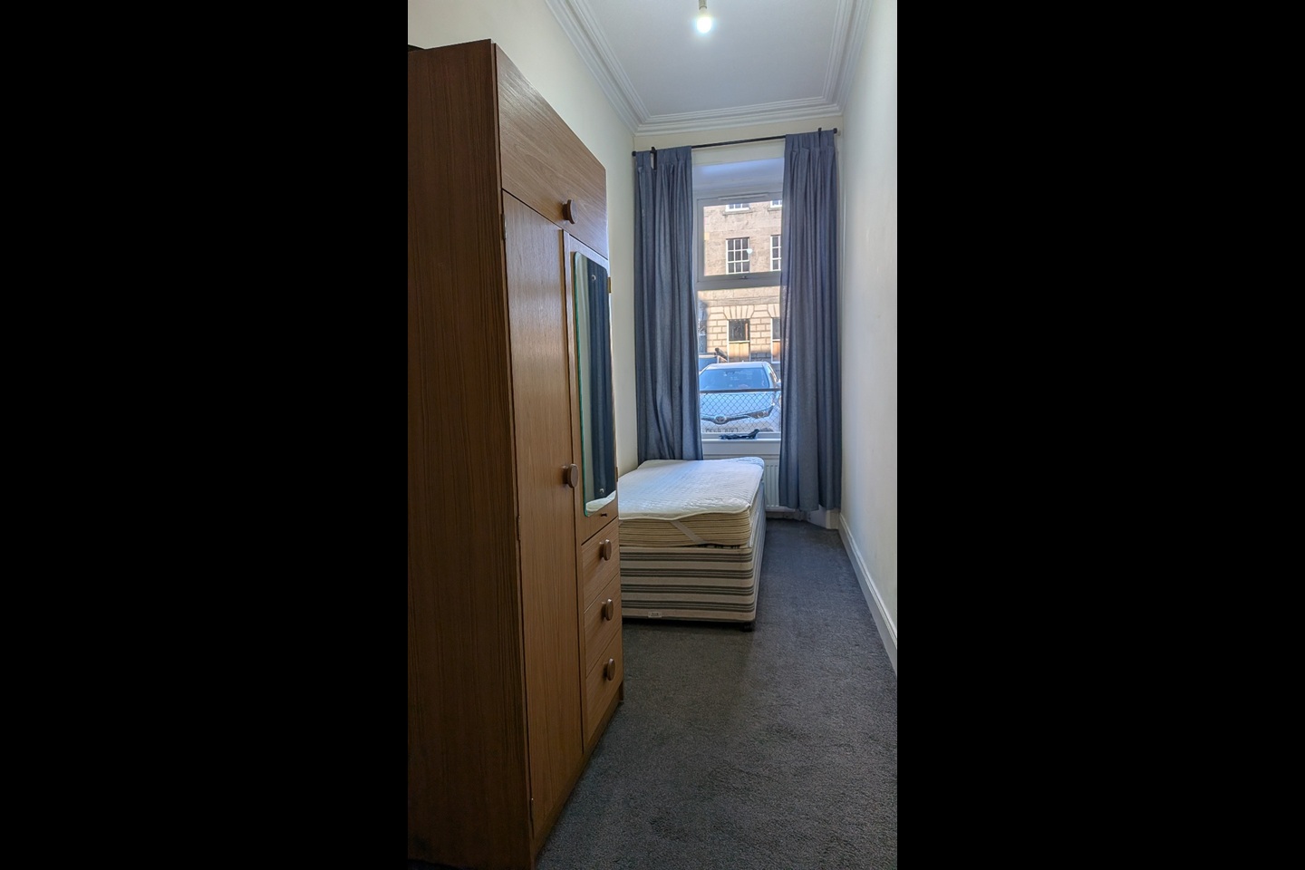 2 Bed Flat, Edinburgh, EH6 photo 5