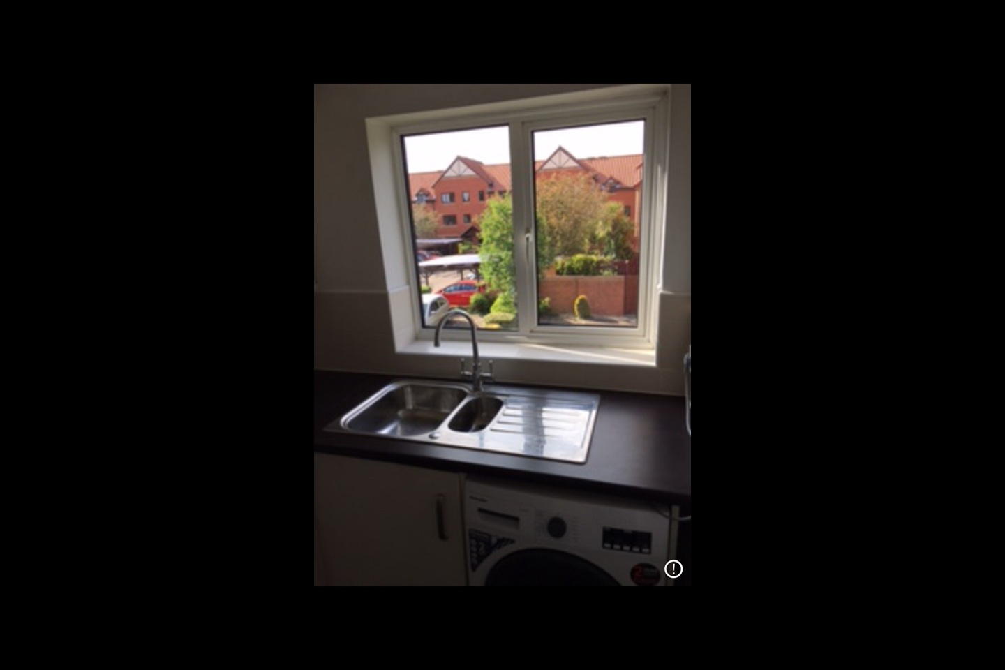 1 Bed Flat, Gefle Close, BS1 photo 3