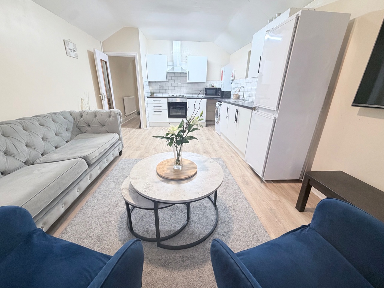 4 Bed Flat, Whitchurch Road, CF14 photo 2