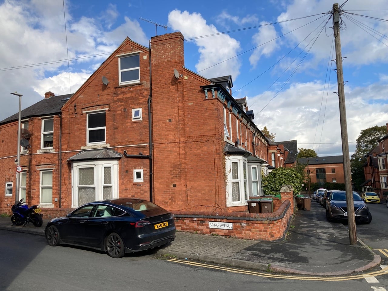 1 Bed Flat, Wiverton Road, NG7 photo 2