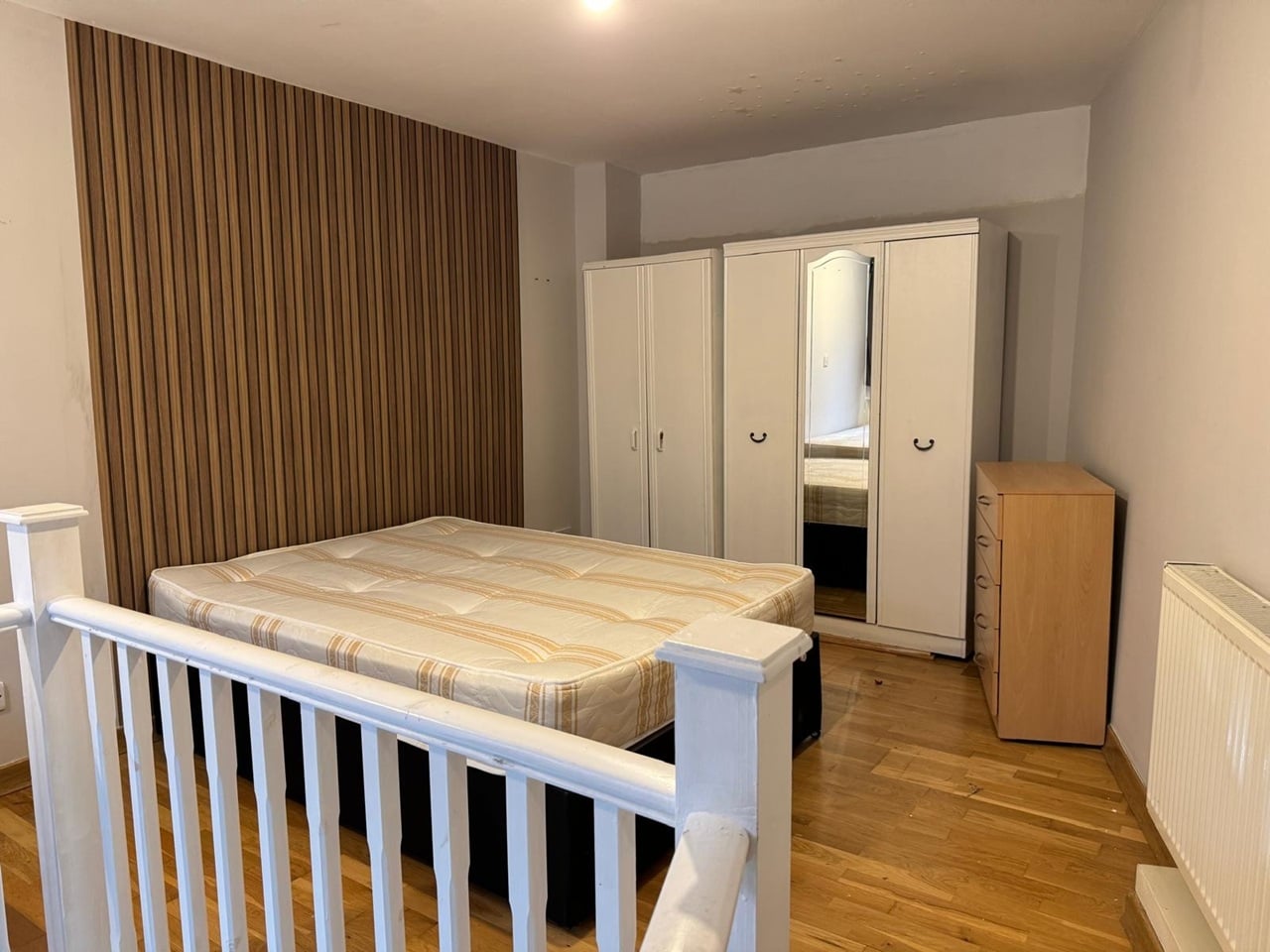 1 Bed Flat, Newington Green Road, N1