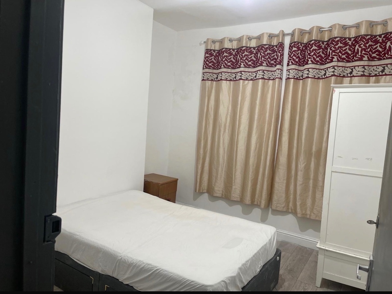 4 Bed Flat, City Road, CF24