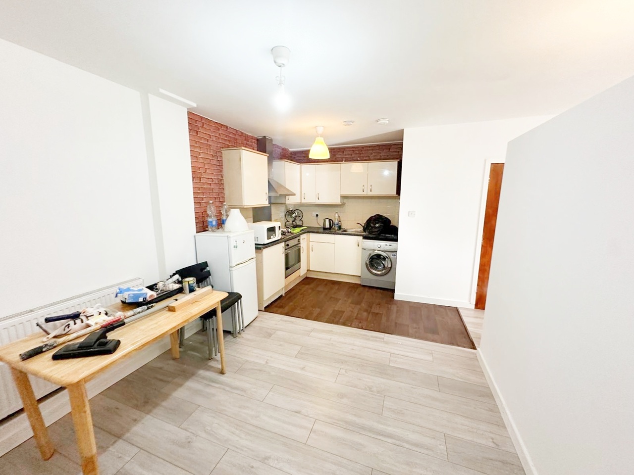 Studio Flat, Clapham Road, SW9 photo 2