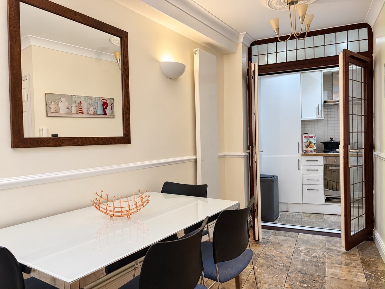 3 Bed Maisonette, Granby St, E2 photo 2