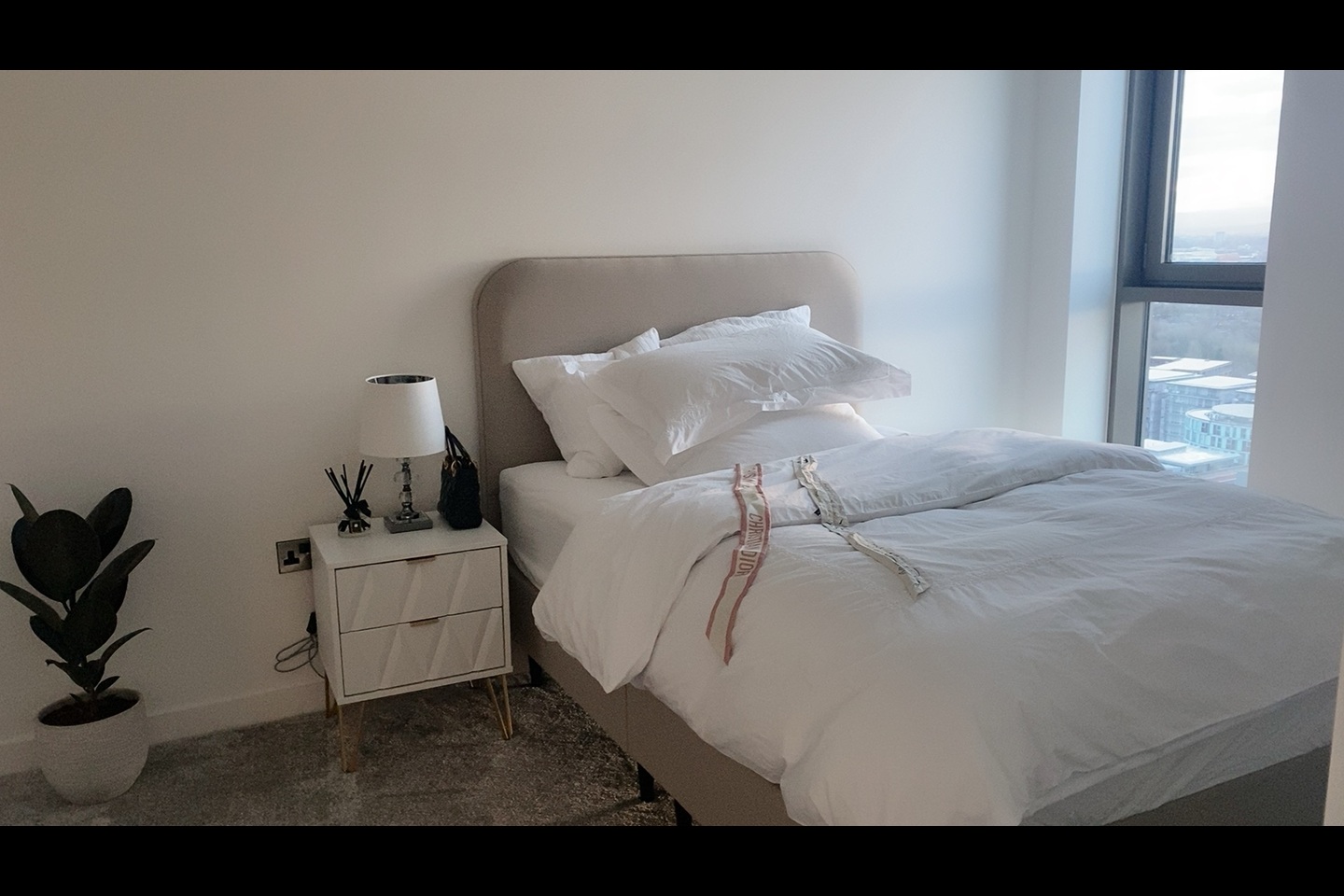 2 Bed Flat, Oxygen Tower, M1 photo 4