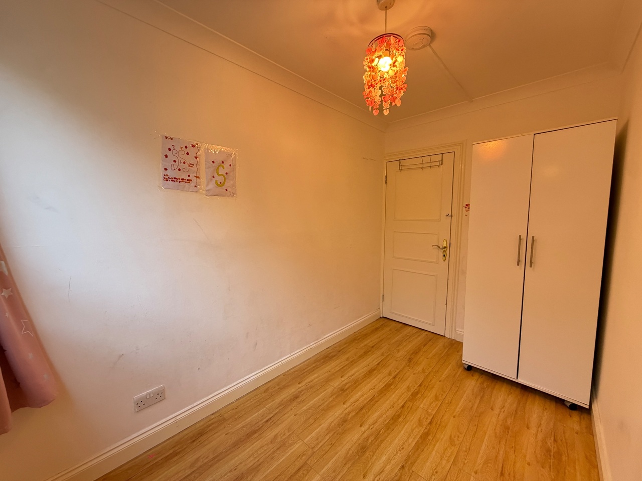 Room in a Shared Flat, Carlton Vale, NW6 photo 3