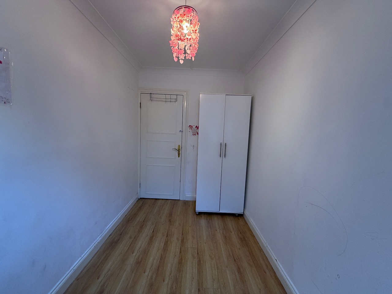 Room in a Shared Flat, Carlton Vale, NW6 photo 4