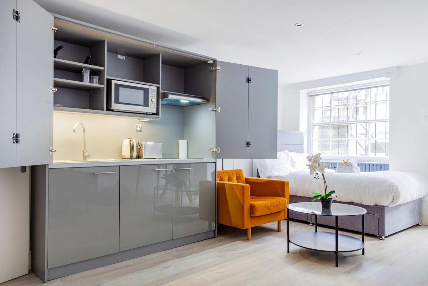 Studio Flat, Gloucester Place, NW1 photo 2
