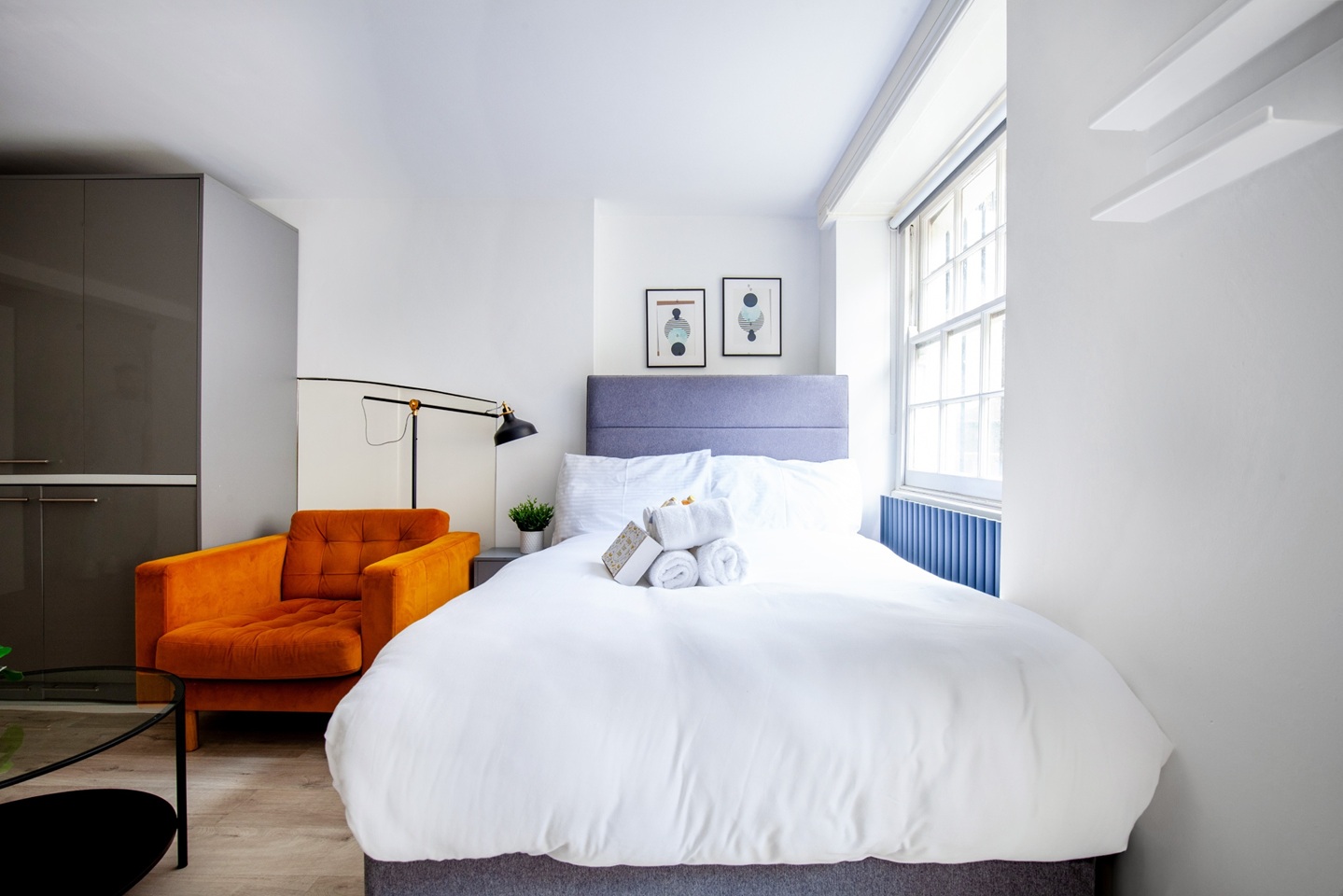 Studio Flat, Gloucester Place, NW1 photo 3