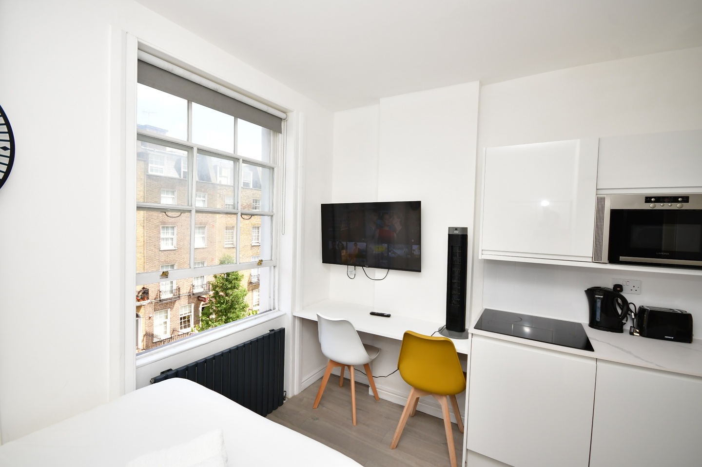 Studio Flat, Gloucester Place, NW1 photo 3