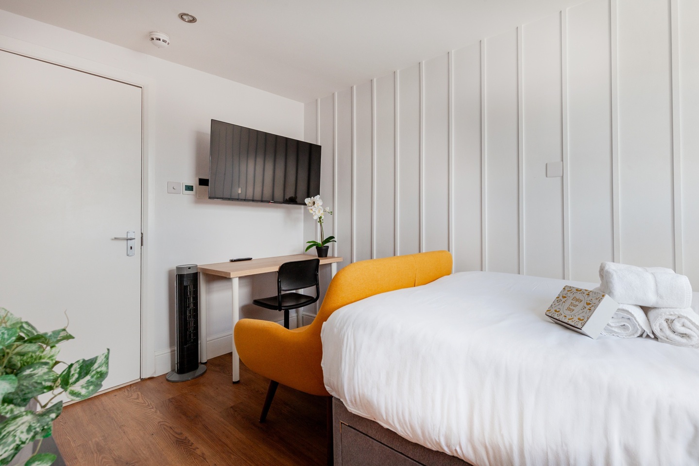 Studio Flat, Gloucester Place, NW1 photo 3