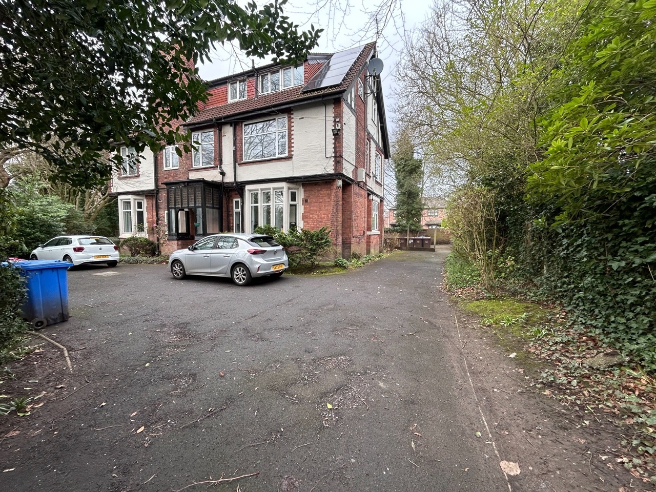 1 Bed Flat, Godfrey Road, M6