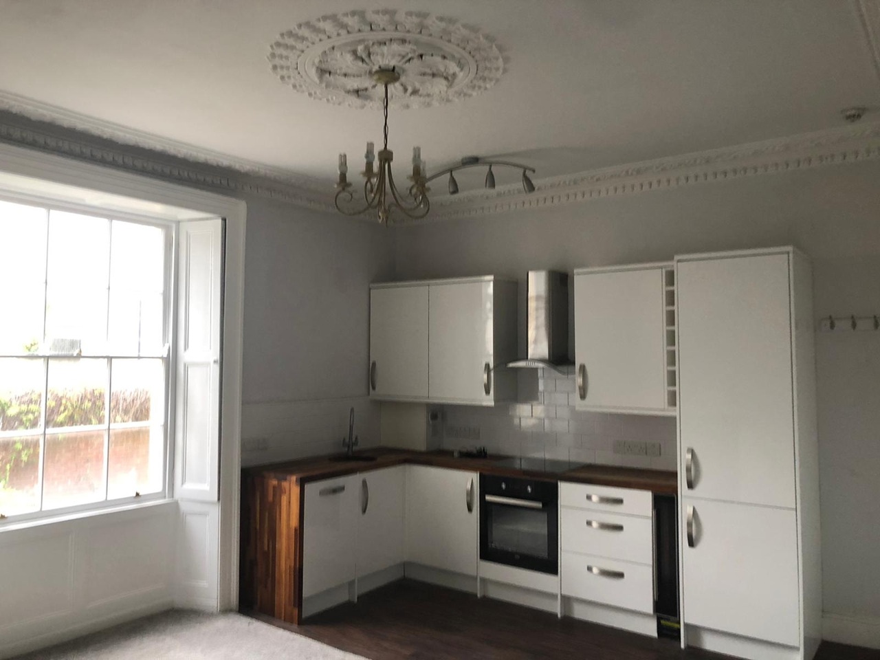 1 Bed Flat, Anglesea Place, BS8