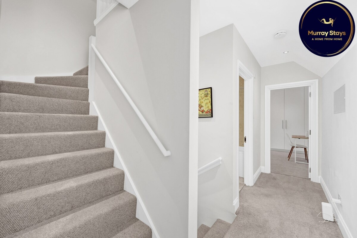 3 Bed Flat, Lowell Street, E14 photo 3