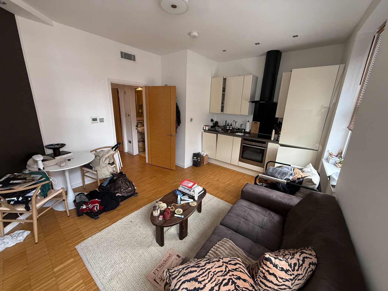 1 Bed Flat, Ossington St, W2 photo 2