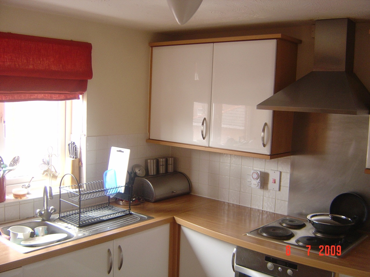 2 Bed Flat, Reading, RG1 photo 2