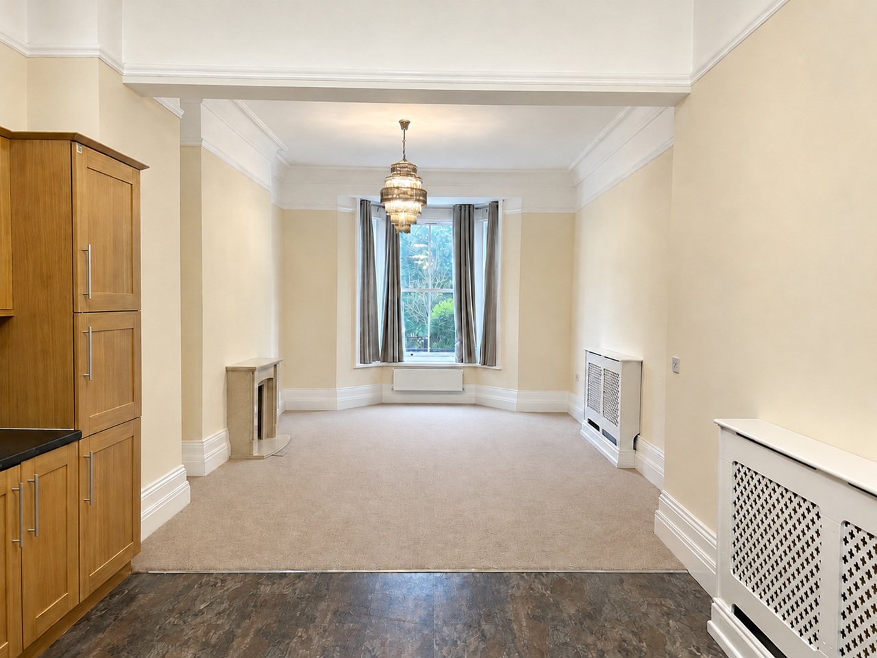 2 Bed Flat, Smedley Lane, M8