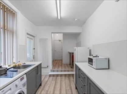 5 bed room for rent in Room in a Shared House, Queen Street, CW1