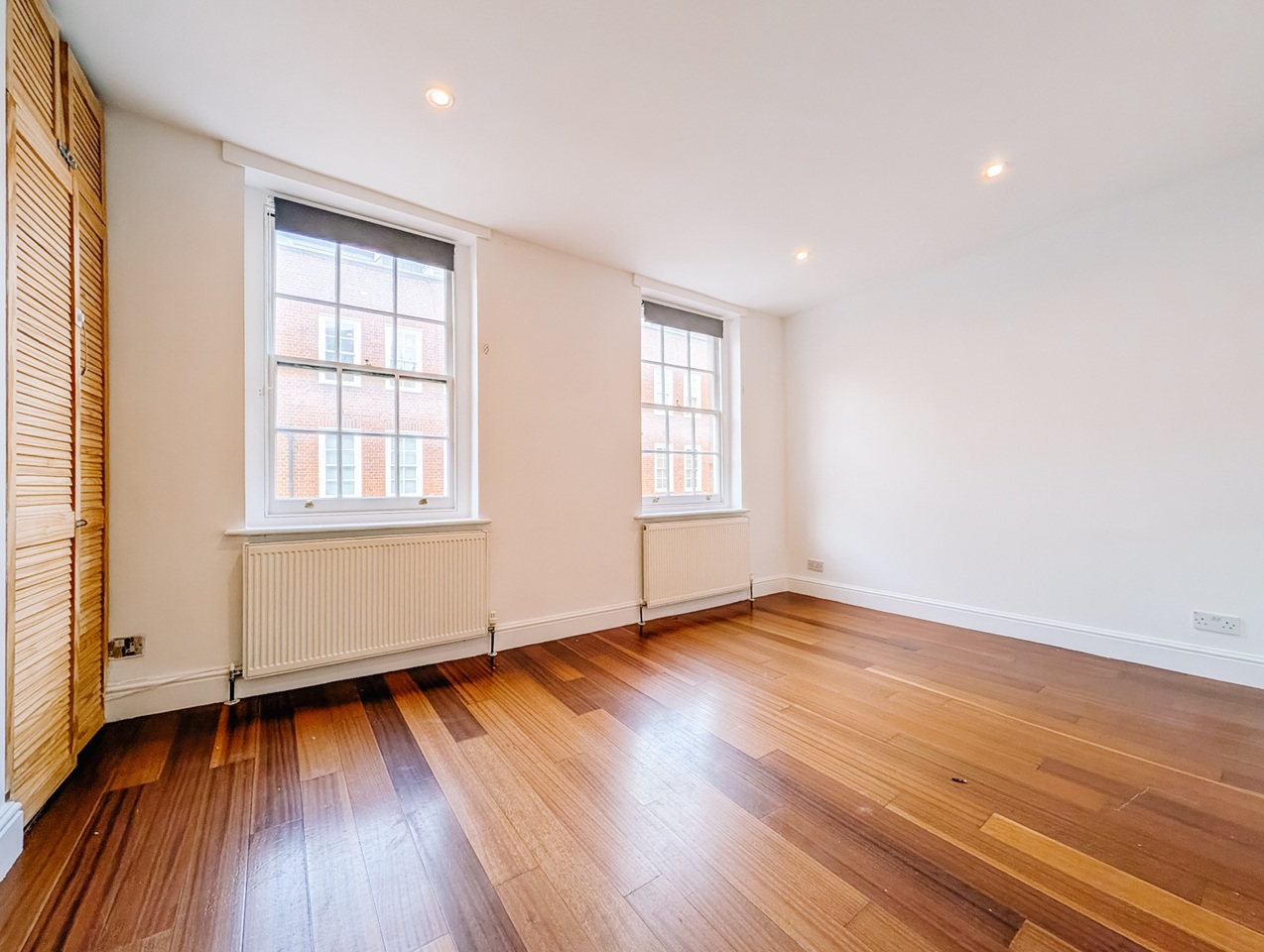 1 Bed Flat, Earlham St, WC2H