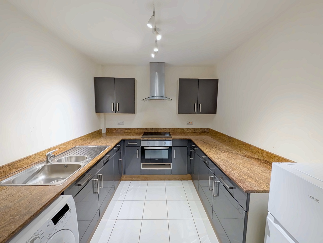 2 Bed Flat, Daniel Hill Mews, S6 photo 4