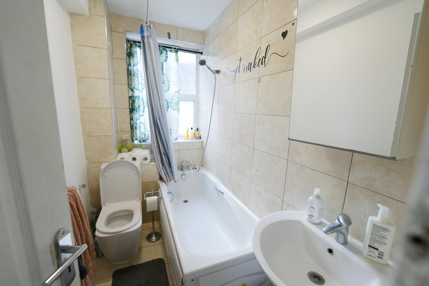 Room in a Shared Flat, Edgware Road, W2
