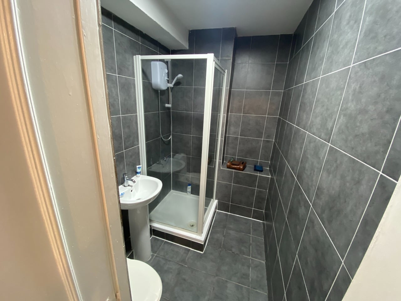 1 Bed Flat, Sillwood St, BN1 photo 5