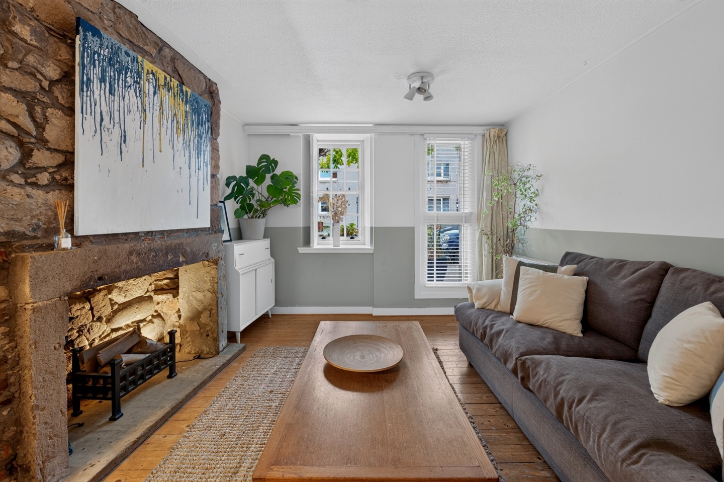 2 Bed Terraced House, Great Michael Close, EH6 photo 3