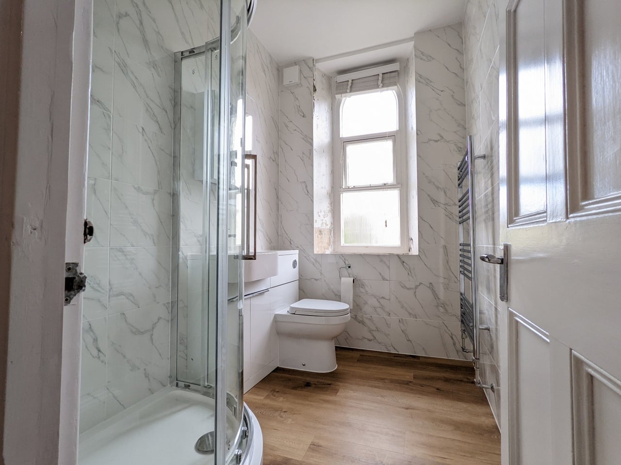 2 Bed Flat, Cotham, BS6 photo 3