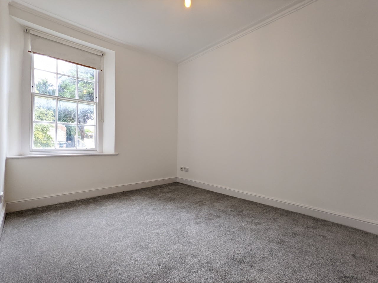 2 Bed Flat, Cotham, BS6 photo 5