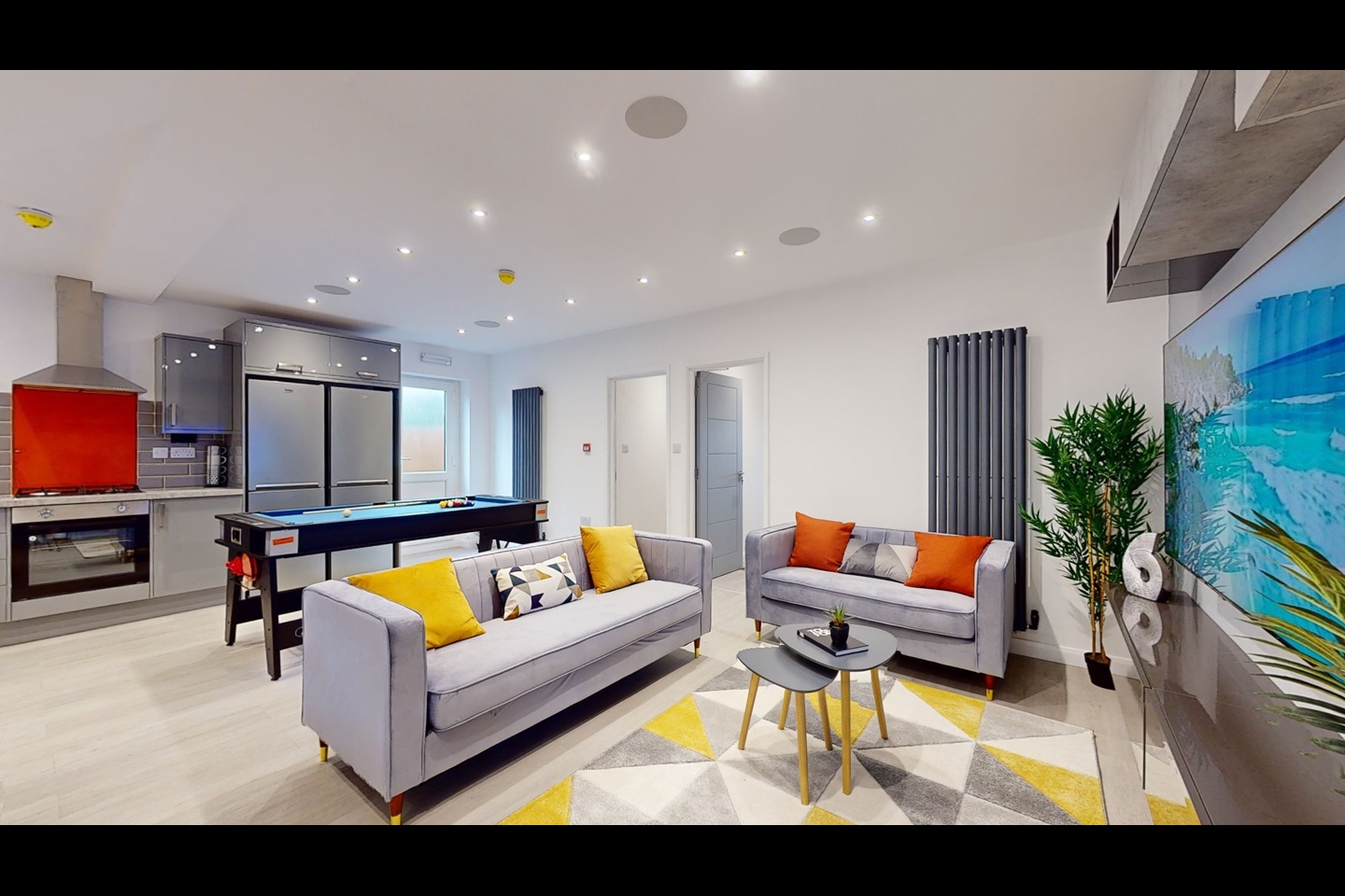 6 Bed Semi-Detached House, Charter Avenue, CV4